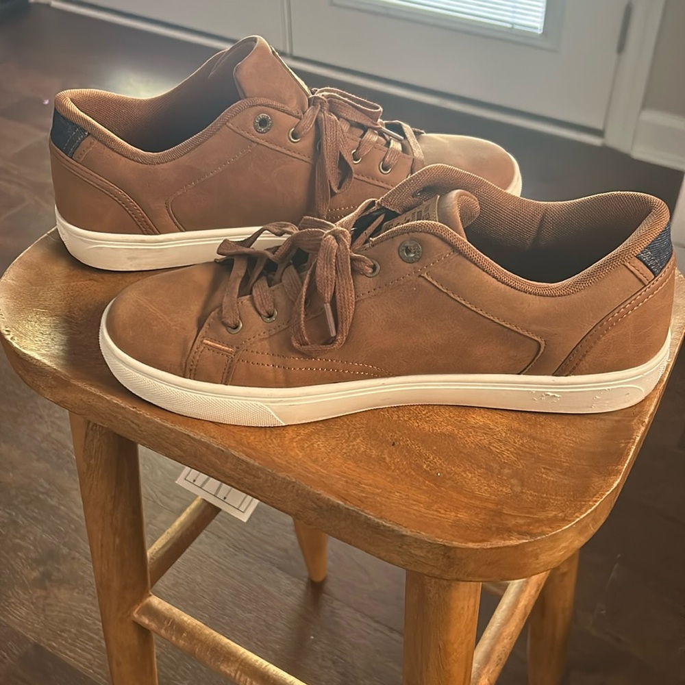 Men’s Levi shoes